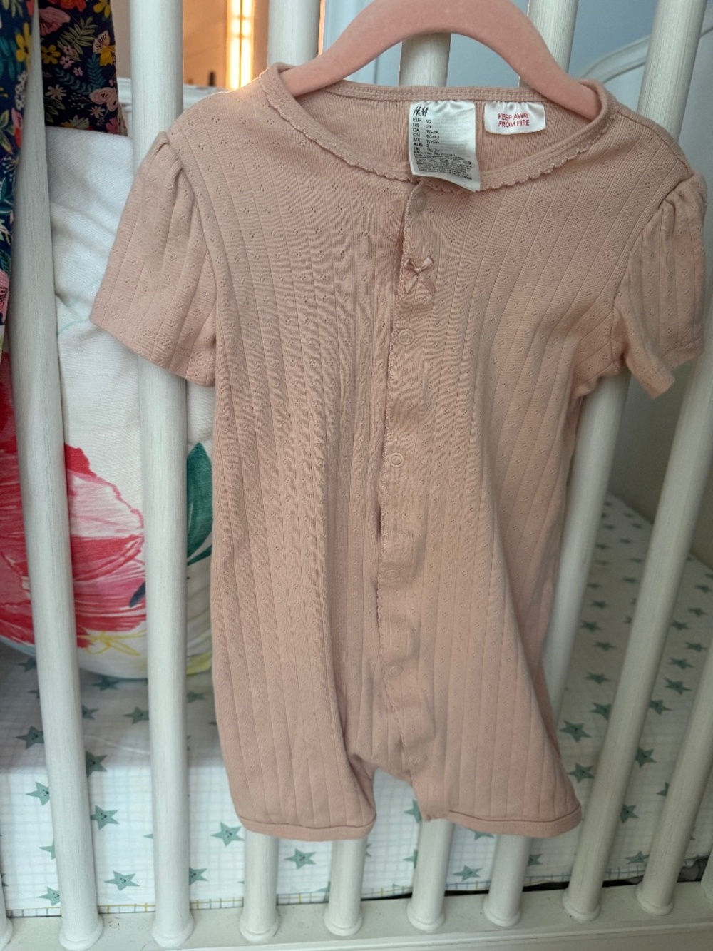 Pointelle shortie with snaps H&M dusty rose